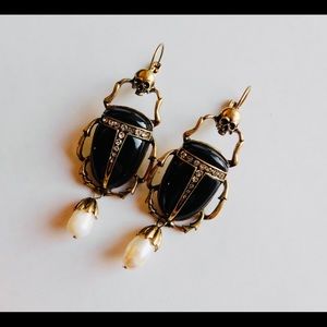 Black Onyx Scarab Beetle Skull Crystal Baroque Pearl Earrings Gold Vintage